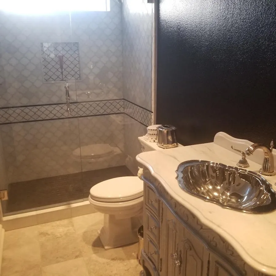 Professional plumbing work and bathroom remodeling in Talent
